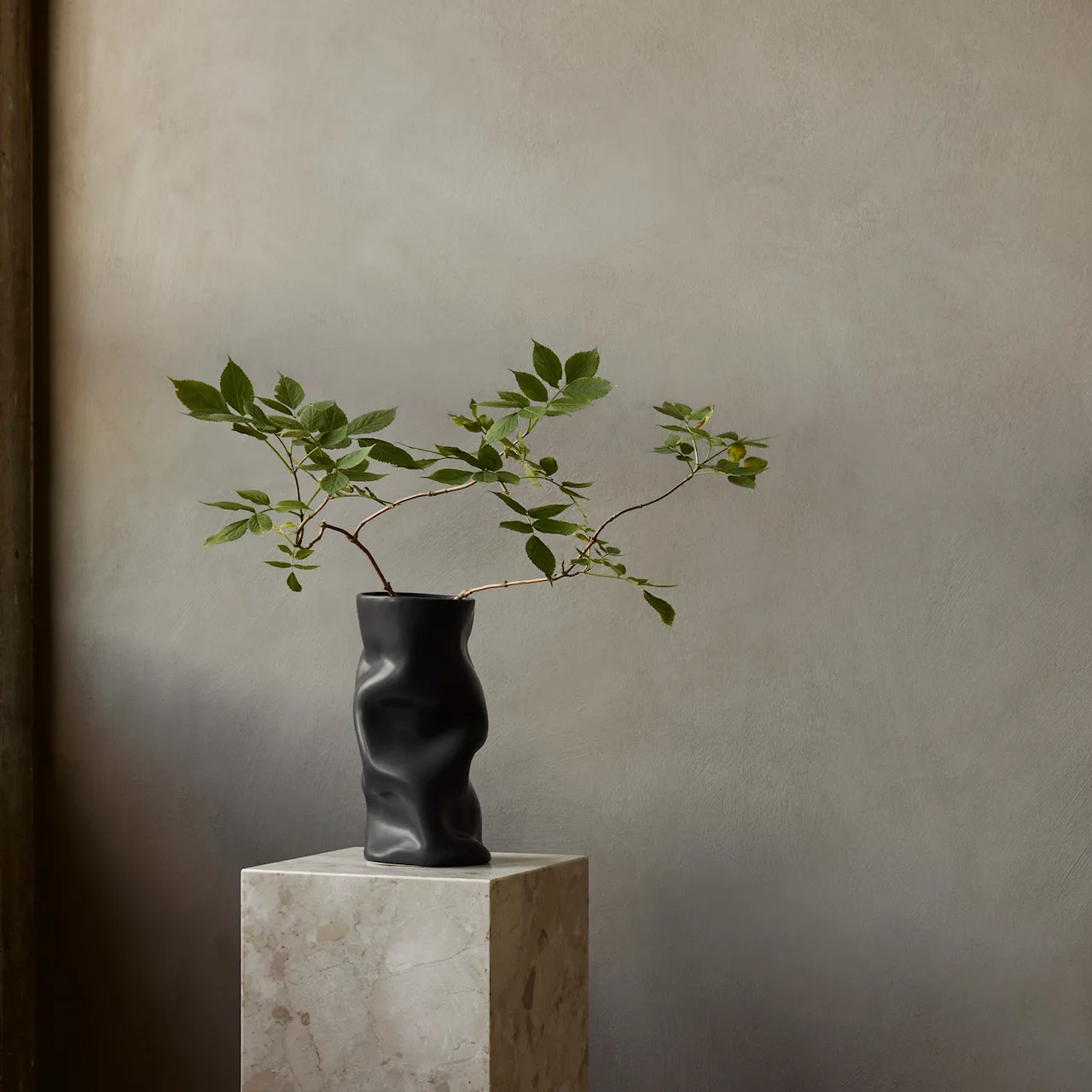 Collapse Vase